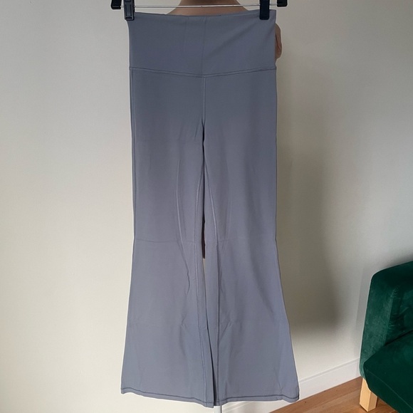 Athleta Elation Flare High Waisted Coastline Blue Gray Pants #981683 EUC Size XS - Picture 5 of 12